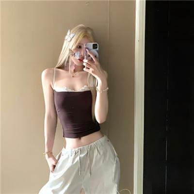 妮可·拜耳：大码怪美人